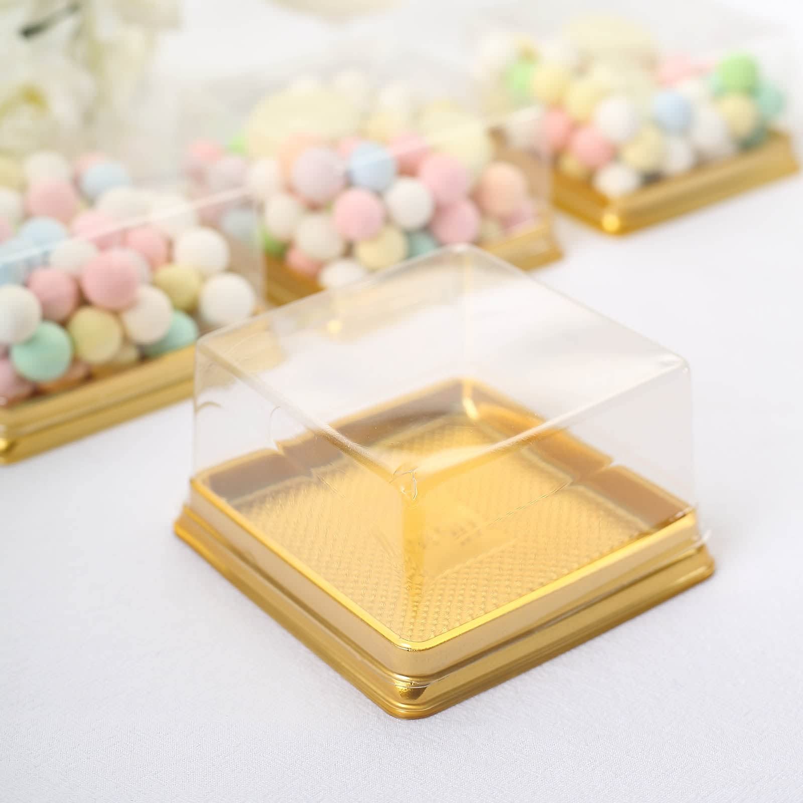 Efavormart 50 Pack | Clear/Gold Square Mini Plastic Dessert Party Favor Boxes, Cupcake Muffin Food Containers - 4"X4"X2.5"