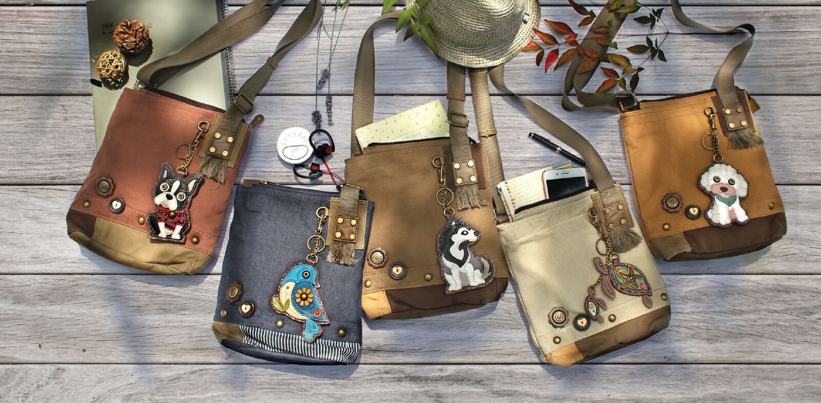 Canvas Patchwork Cross-body Messenger Bag with faux leather Animal Coin Purse (White Chichik Bird - Olive)