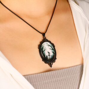 Gothic Necklace as Goth Accessories for Goth Witch Jewelry Costume Party, Gothic Jewelry Goth Pendant Necklace for Women, Raven Necklace Black Jewelry as Goth Gift for Gothic Birthday Decorations