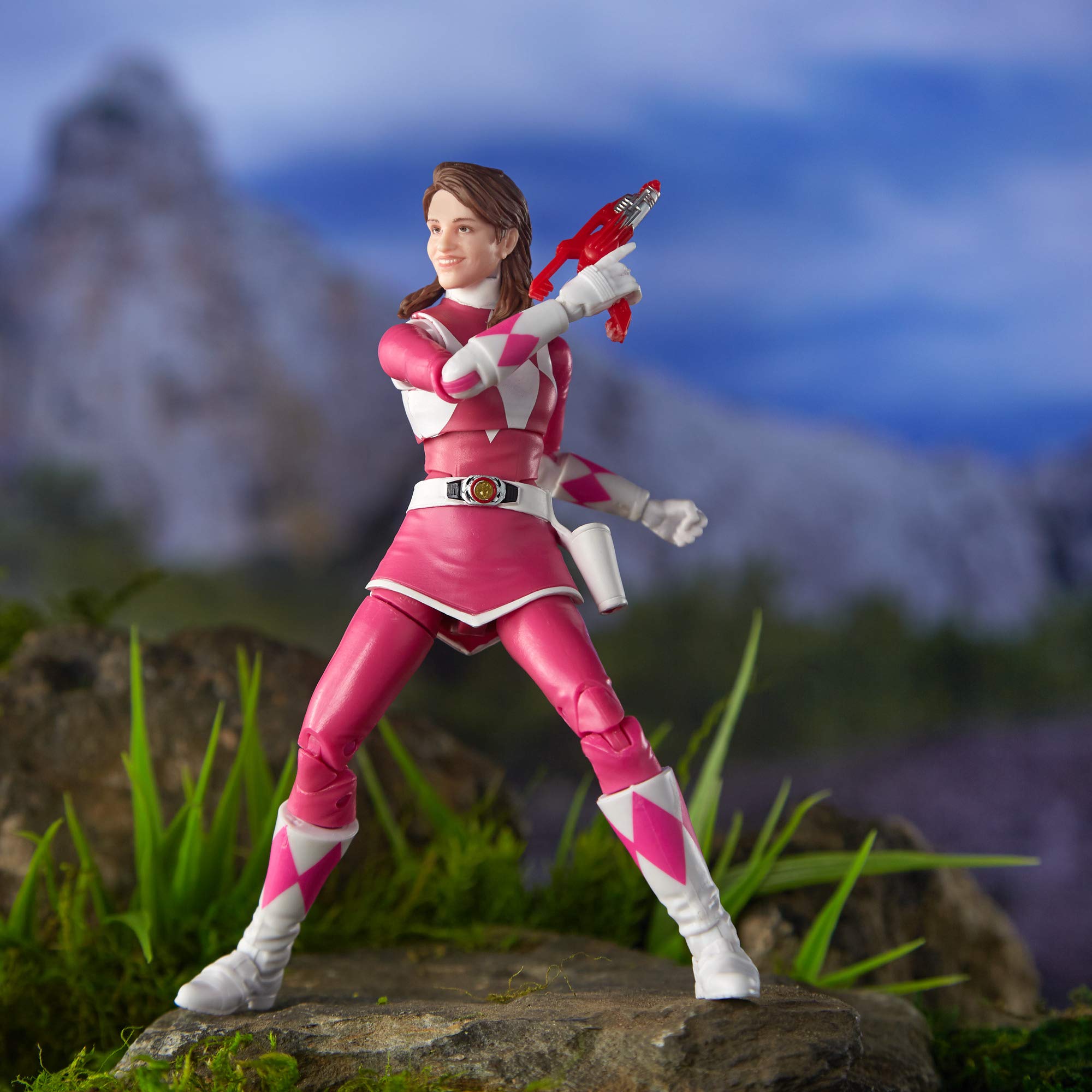 Hasbro Toys Power Rangers Lightning Collection 6" Mighty Morphin Pink Ranger Collectible Action Figure Toy with Accessories