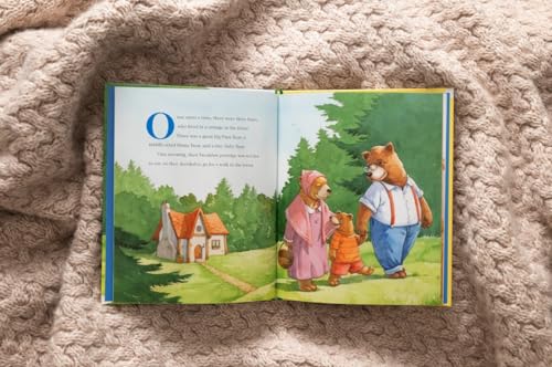 Goldilocks and the Three Bears: A Little Apple Classic (Little Apple Books)