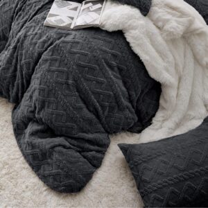 Bedsure Fluffy Comforter Cover Set - Faux Fur Duvet Cover Queen Size, Dark Grey Plush Quilt Cover, 3 Pieces,1 Duvet Cover (90"x90") with Zipper Closure & 2 Pillow Shams, Comforter Not Included