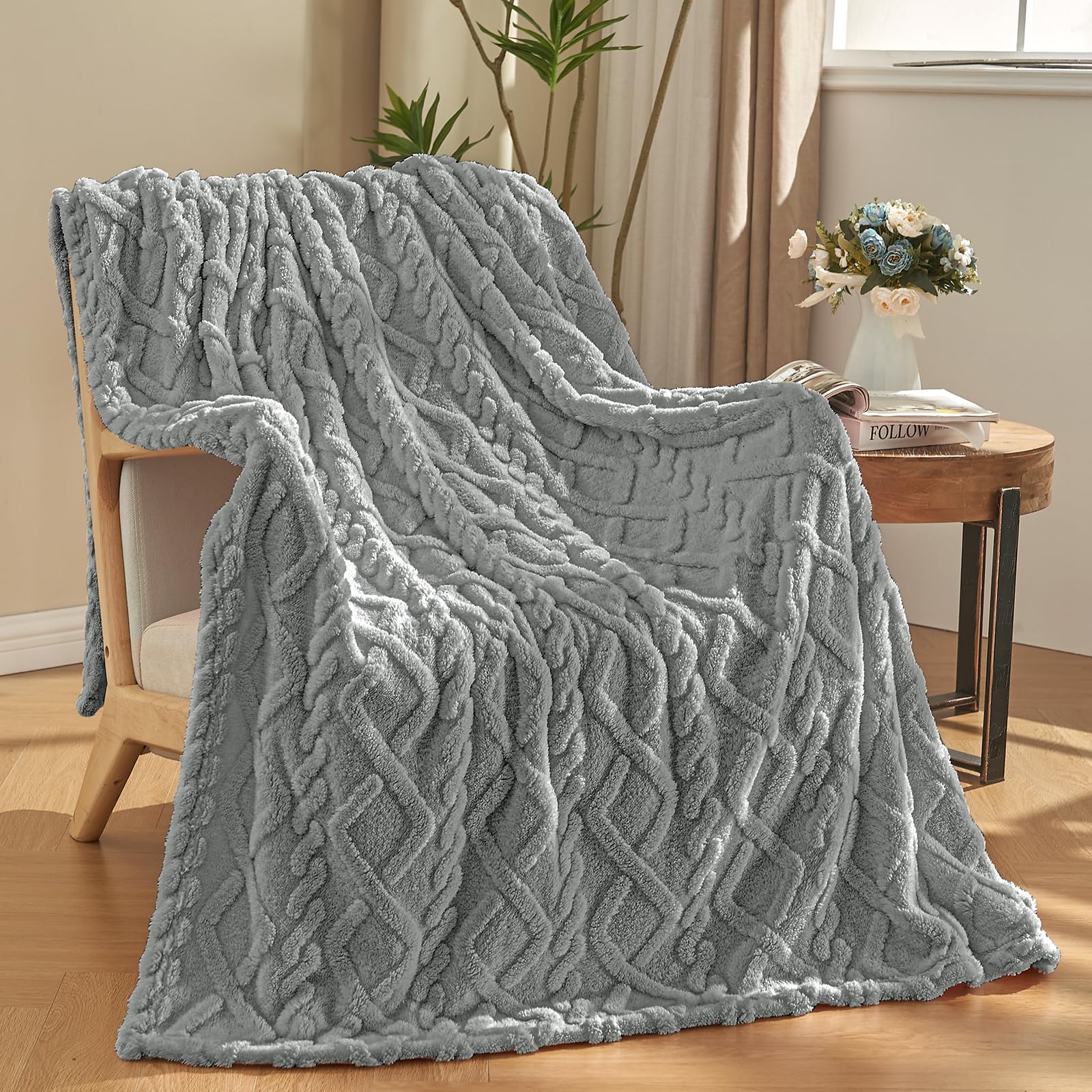 KMUSET Grey Fleece Throw Blanket – 280 GSM Super Soft Lightweight Blanket with 3D Jacquard Weave Pattern Blanket for Couch and Decorative