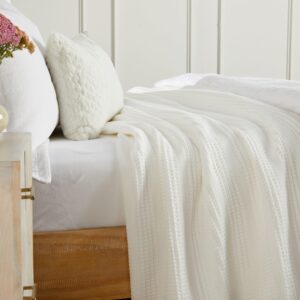 100% Cotton Waffle Striped Full Queen Size Blanket | Soft, Breathable, and Lightweight Bed Blanket for All-Season | Perfect for Layering | Amelia Collection (F/Q, White)