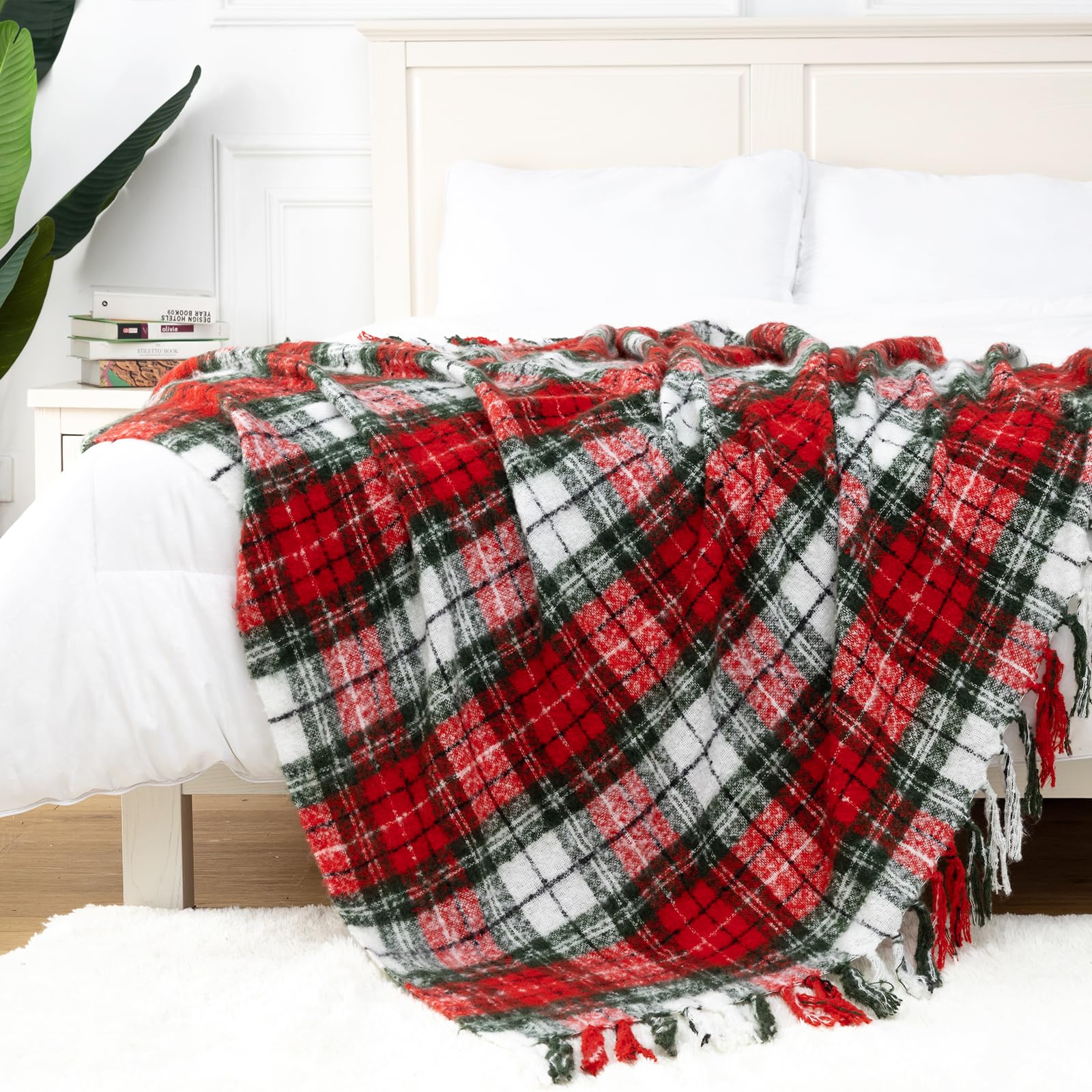 LALIFIT Plaid Throw Blanket with Fringes Green Red Christmas Home Decor Blankets Super Soft Cashmere Blanket for Couch Sofa Farmhouse Halloween etc 50" x 60" Inches(Xmas)