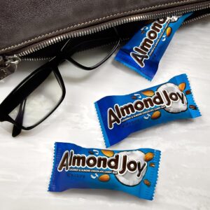 Almond Joy Miniature Bars - Coconut and Almond Milk Chocolate Candy – Over 65 Individually Wrapped Pieces – 2-Pound Bulk Pack