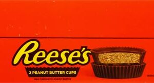 REESE'S Milk Chocolate Peanut Butter Cups, Candy Packs, 1.5 oz (36 Count)