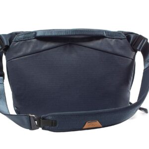 Peak Design Everyday Sling 6L Midnight Sling or ShoulderCarry (BEDS-6-MN-2)