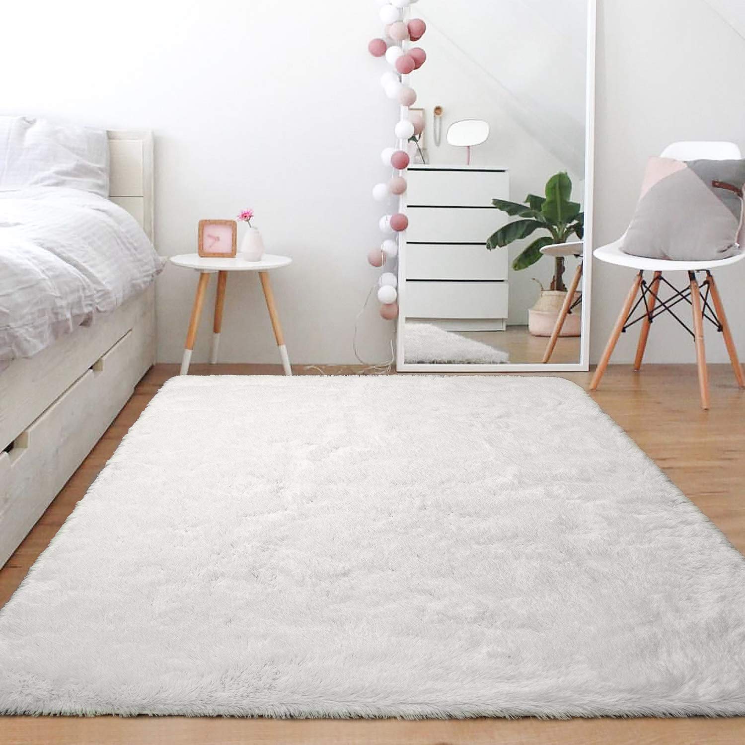 Ompaa Fluffy Rug, Super Soft Fuzzy Area Rugs for Bedroom Living Room - 5' x 8' Large Plush Furry Shag Rug - Kids Playroom Nursery Classroom Dining Room Decor Floor Carpet, Cream White