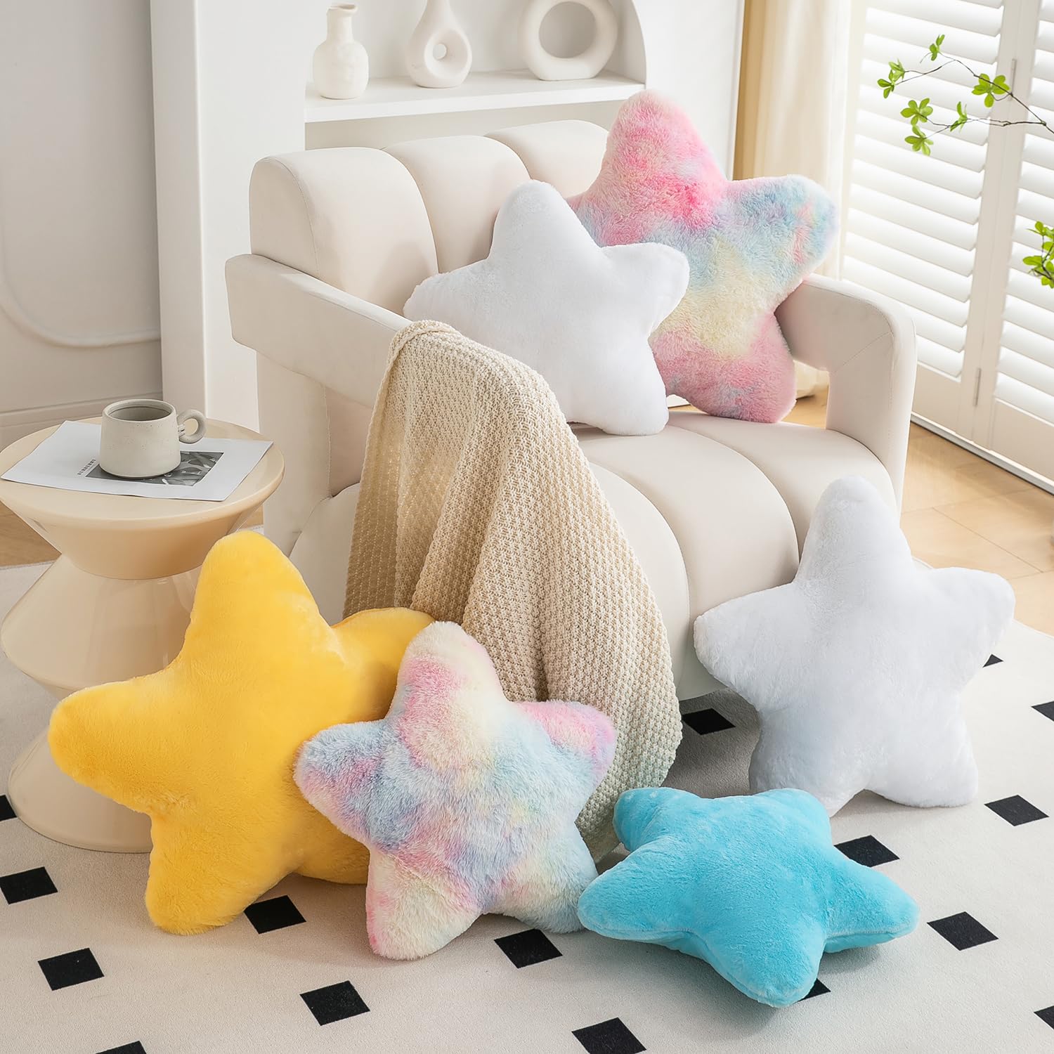 Togtlafil Star Pillows，Decorative Star Shaped Throw Pillow，Cute Room Decor，Bedroom Home Decor，15.7 inch，Plush Star Pillow (White 15.7 in)