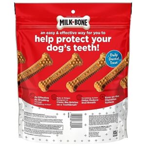 Milk-Bone Original Brushing Chews, 35 Small/Medium Daily Dental Dog Treats Scrubbing Action Helps Clean Teeth