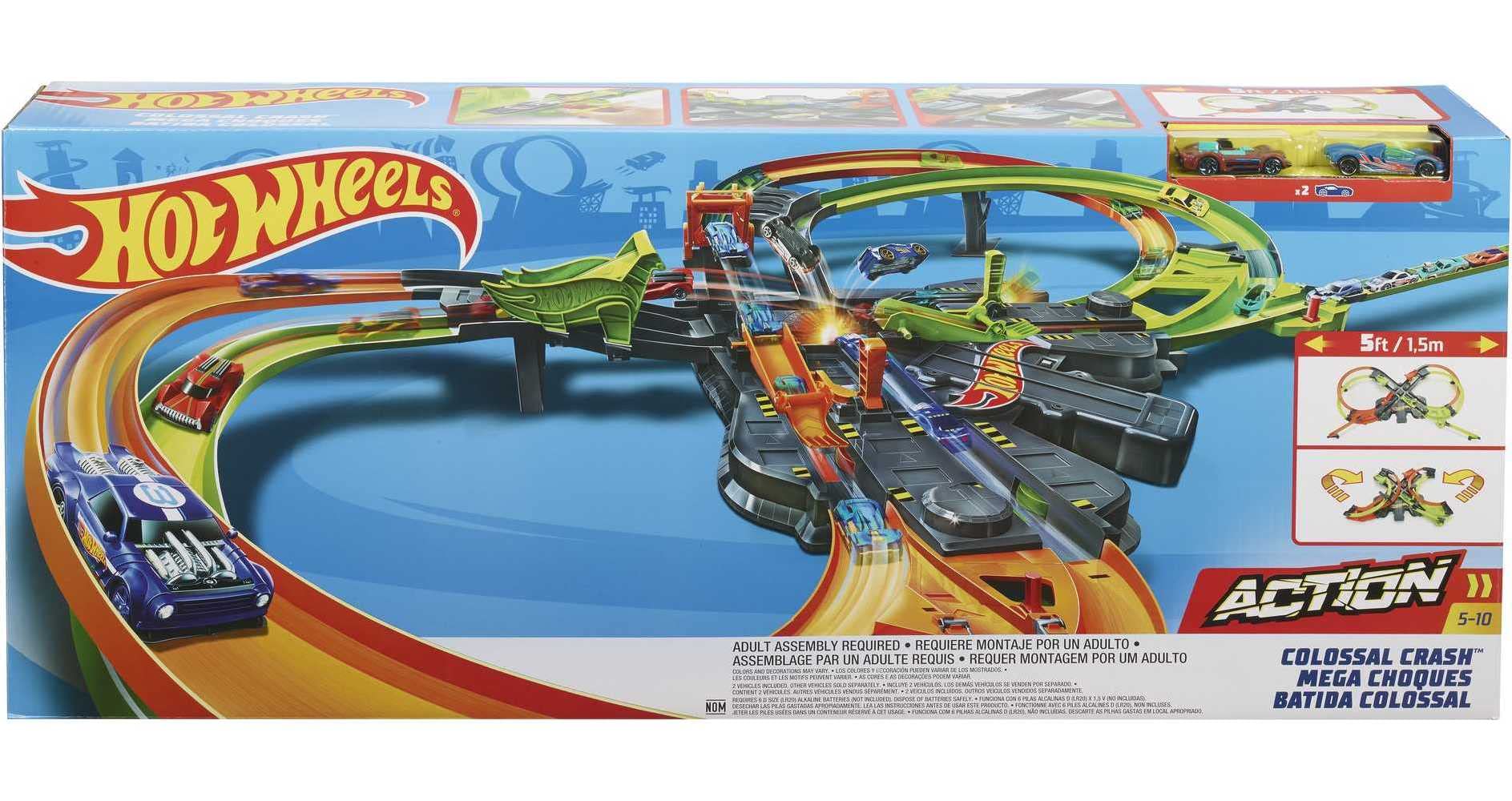 Hot Wheels Colossal Crash Track Set, Figure 8 Track Set, Competitive Play, Aerial Stunts, Toys for Boys Age 5 and Up