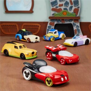 Hot Wheels Mattel Disney Toy Cars 6-Pack, Set of 6 Character Vehicles in Collectable Packaging: Mickey, Minnie, Pluto, Daisy, Donald & Goofy