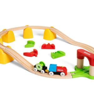 BRIO World 33710 - My First Railway Battery Operated Train Set | 25 Piece Wood Train Set for Toddlers | Inclusive of Accessories and Wooden Tracks | Certified by Forest Stewardship Council