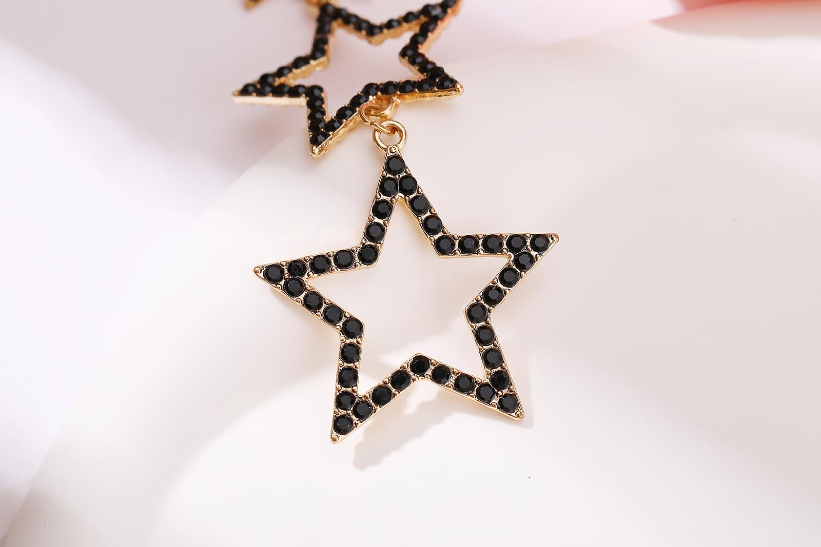 Tumhun Gold And Black Star Dangle Earrings Black Rhinestone Star Earrings Onxy Star Drop Earrings For Women Gift Birthday Valentine's Day Mother's Day (Black)