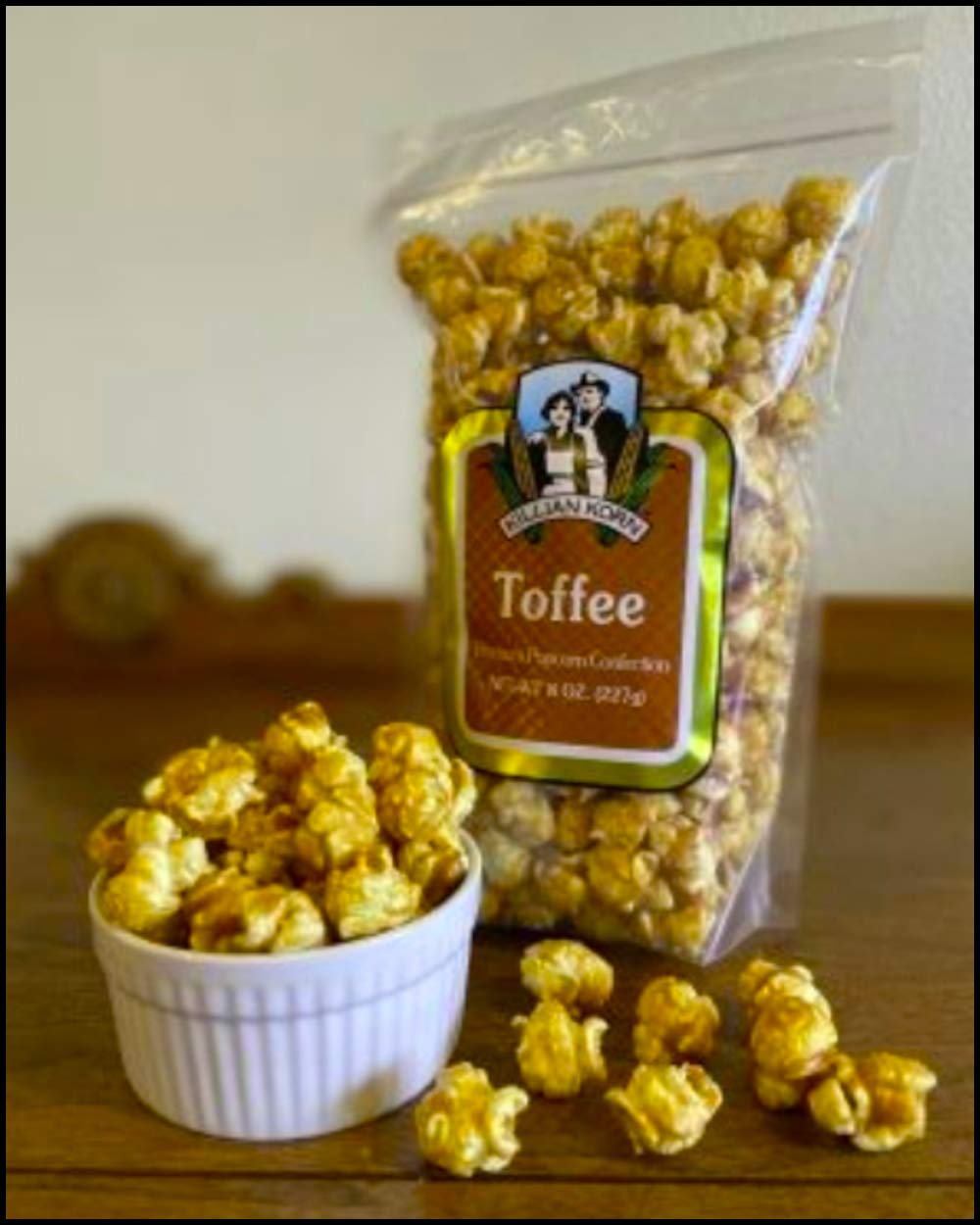 Killian Korn, Toffee Popcorn "Sooo Yummy", All Naturally Flavored Popcorn, Perfectly Popped Popcorn, 8 oz (Pack of 2) + Includes-Free Huckleberry Gourmet Popcorn Sample Pack .50 oz