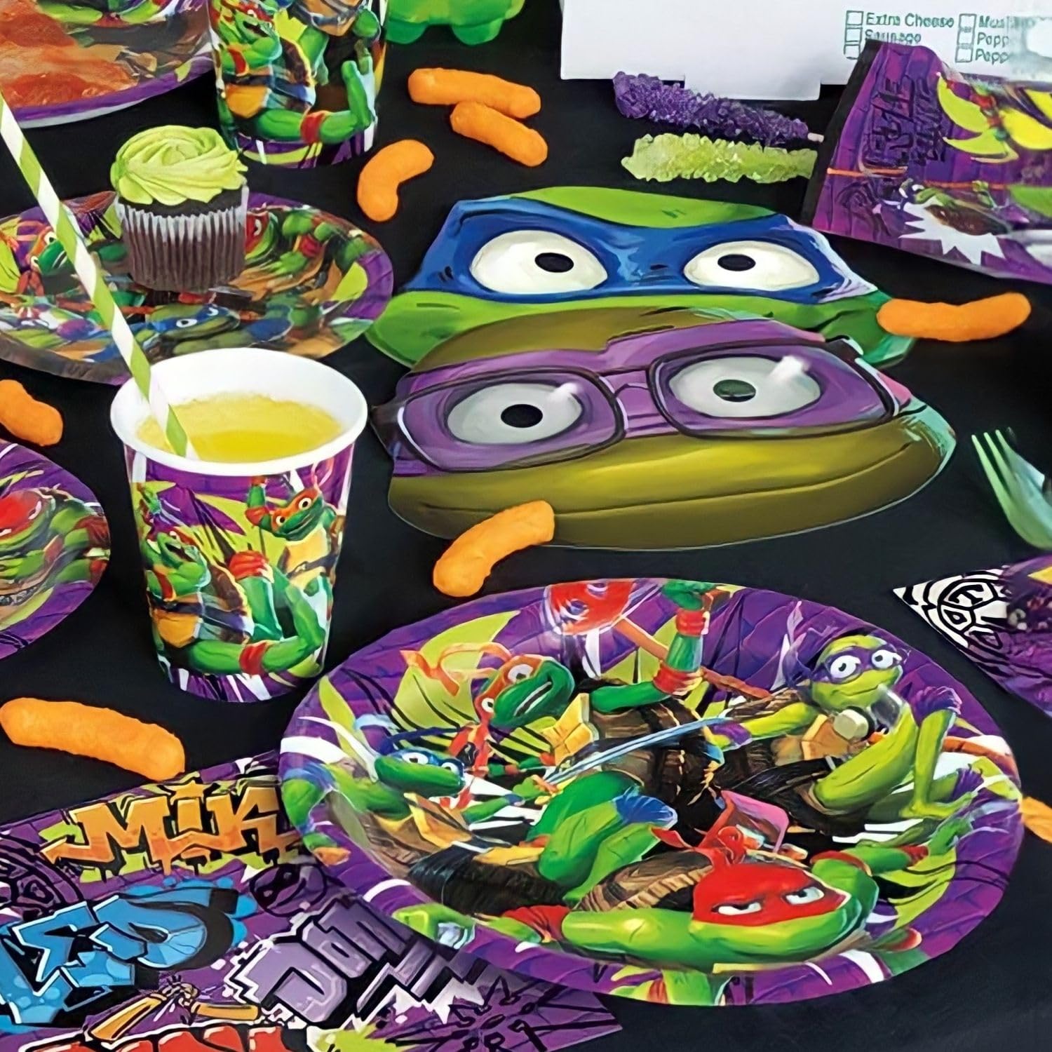 Unique Industries Teenage Mutant Ninja Turtles Round Disposable Dinner Paper Plates - 9" (8 Ct) | Stylish & Eco-Friendly - Perfect for Ninja Turtles Themed Celebrations