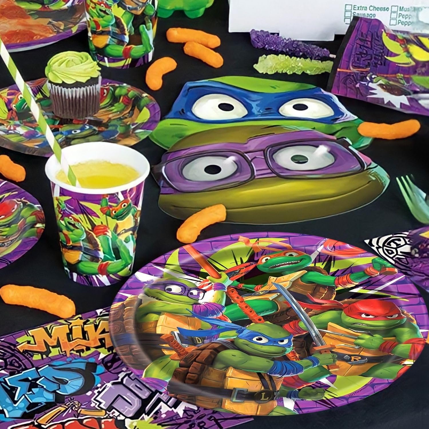 Unique Industries Teenage Mutant Ninja Turtles Round Disposable Dessert Paper Plates - 7" (8 Ct | Stylish & Eco-Friendly - Perfect for Ninja Turtles Themed Celebrations