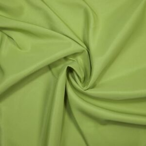 Gee Di Moda Rectangle Tablecloth - 90 x 132 Inch Apple Green Table Cloth for 6 Foot Table with Floor-Length Drop - Heavy Duty Washable Fabric - 6 Ft Buffet Table, Holiday Party, Wedding & Baby Shower