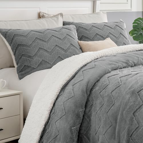 BEDELITE Fluffy King Size Comforter Set - Super Soft Sherpa Grey Comforter for King Size Bed, Luxury Warm Bedding Set for Winter, Fuzzy Bed Set 3 pieces (1 Comforter, 2 Pillowcases)