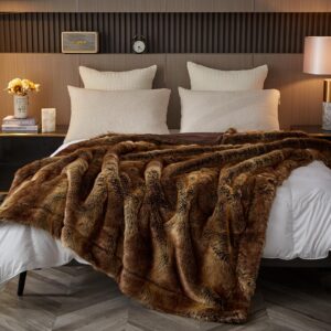 HOMFINE Luxury Faux Fur Blanket - Super Thick Warm Long Fluff Fuzzy Throw Blanket for Bed, Sofa, Couch, Home Decor with Soft Cozy Plush Velvet Back, 60"x80", Deluxe Brown