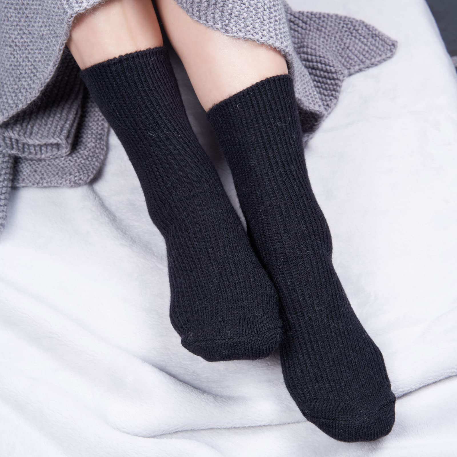 MELUSA 3 Pairs Cashmere Wool Socks for Women, Super Soft Warm Cozy Winter Gift Crew Socks (as1, numeric, numeric_5, numeric_9, regular, regular, Black)