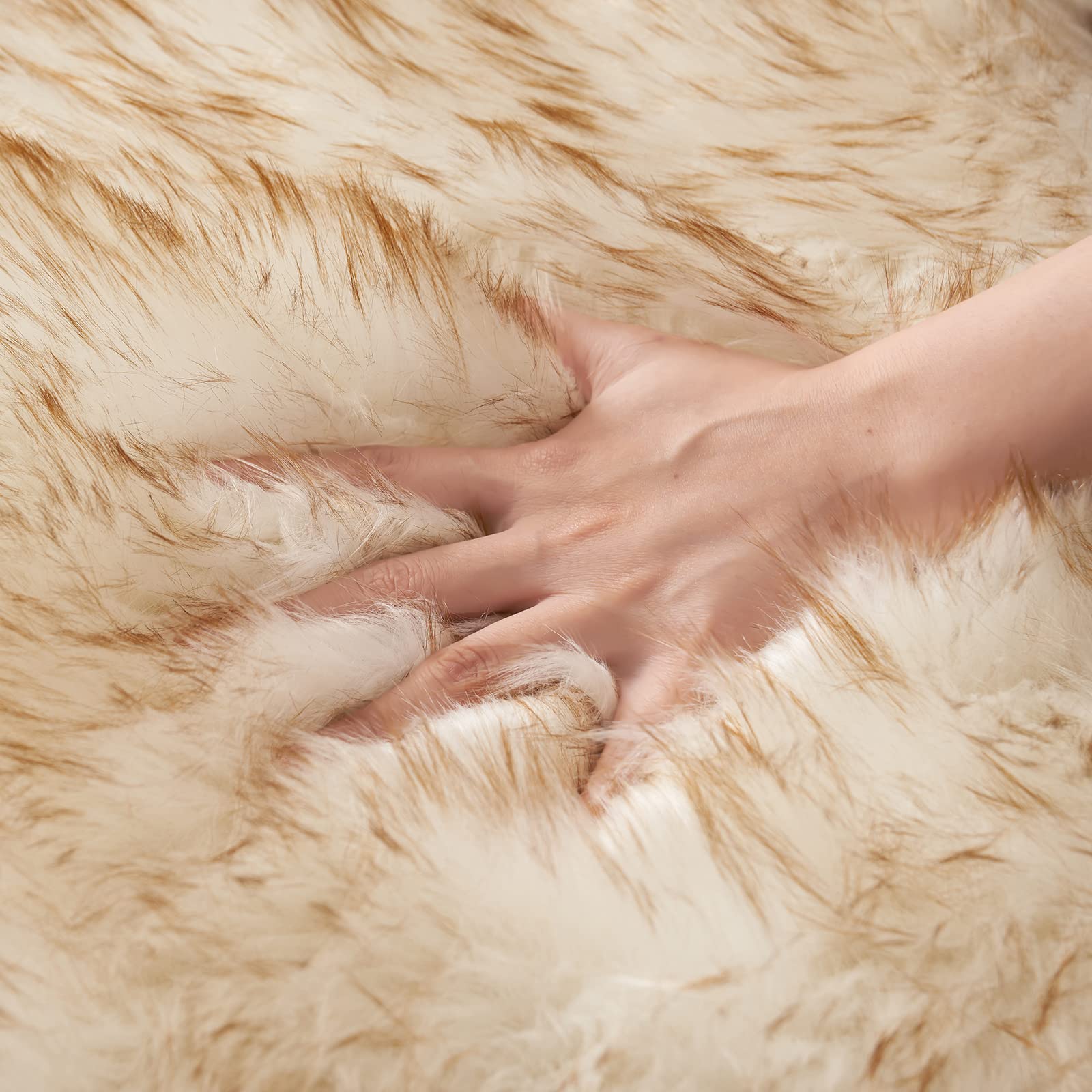 MIULEE Faux Fur Sheepskin Rug, Luxury Fluffy Area Rugs - Super Soft Decorative Shag Carpet for Bedroom, Living Room, and Nursery - 2x3 Feet, Frosted Tips Brown