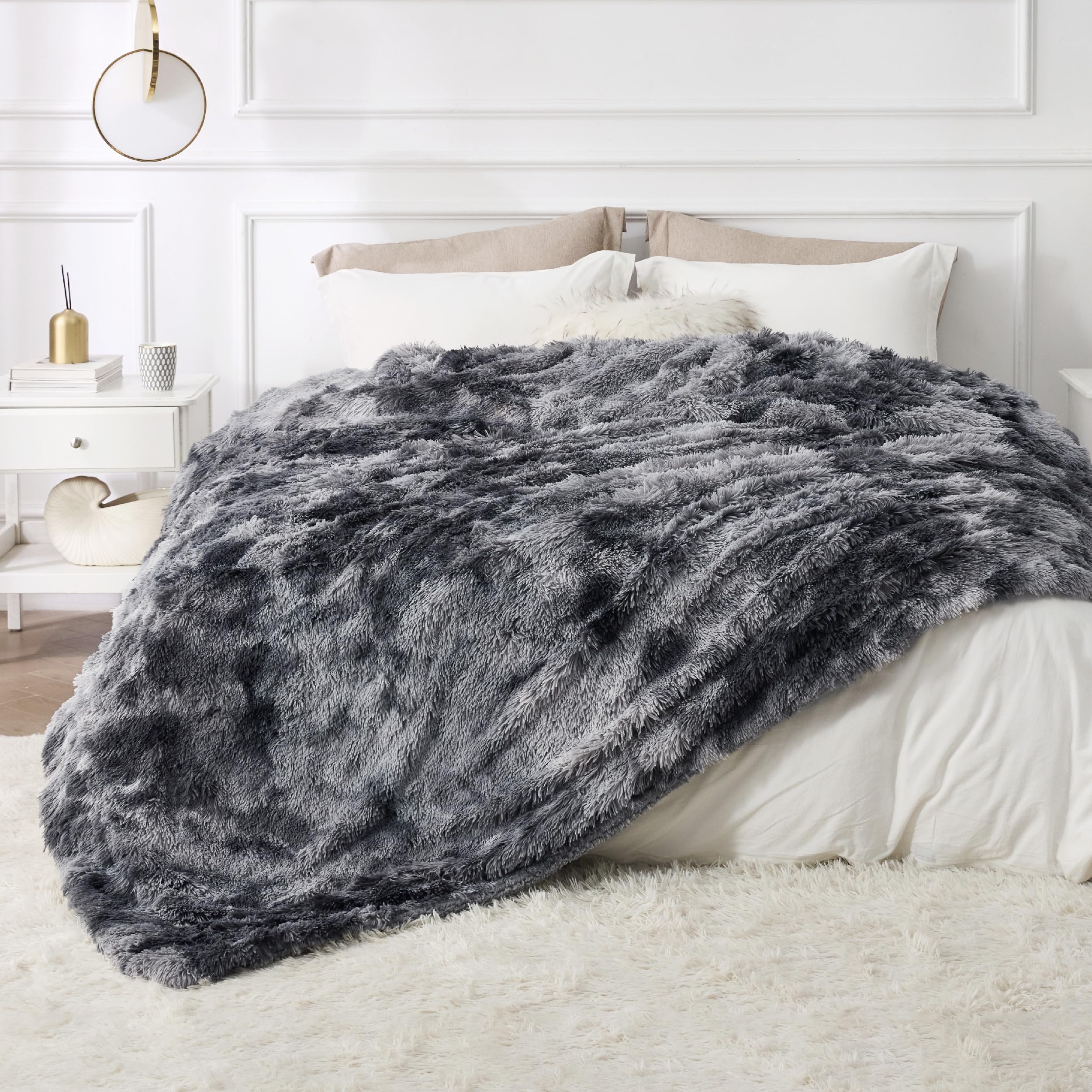 Bedsure Ultra Soft Fluffy King Size Blanket for Bed – Fuzzy, Fluffy, Shaggy Faux Fur King Blanket, Warm and Thick Sherpa, Tie-dye Decorative Gift, Oversized Blankets King Size, 108x90 Inches, 640 GSM