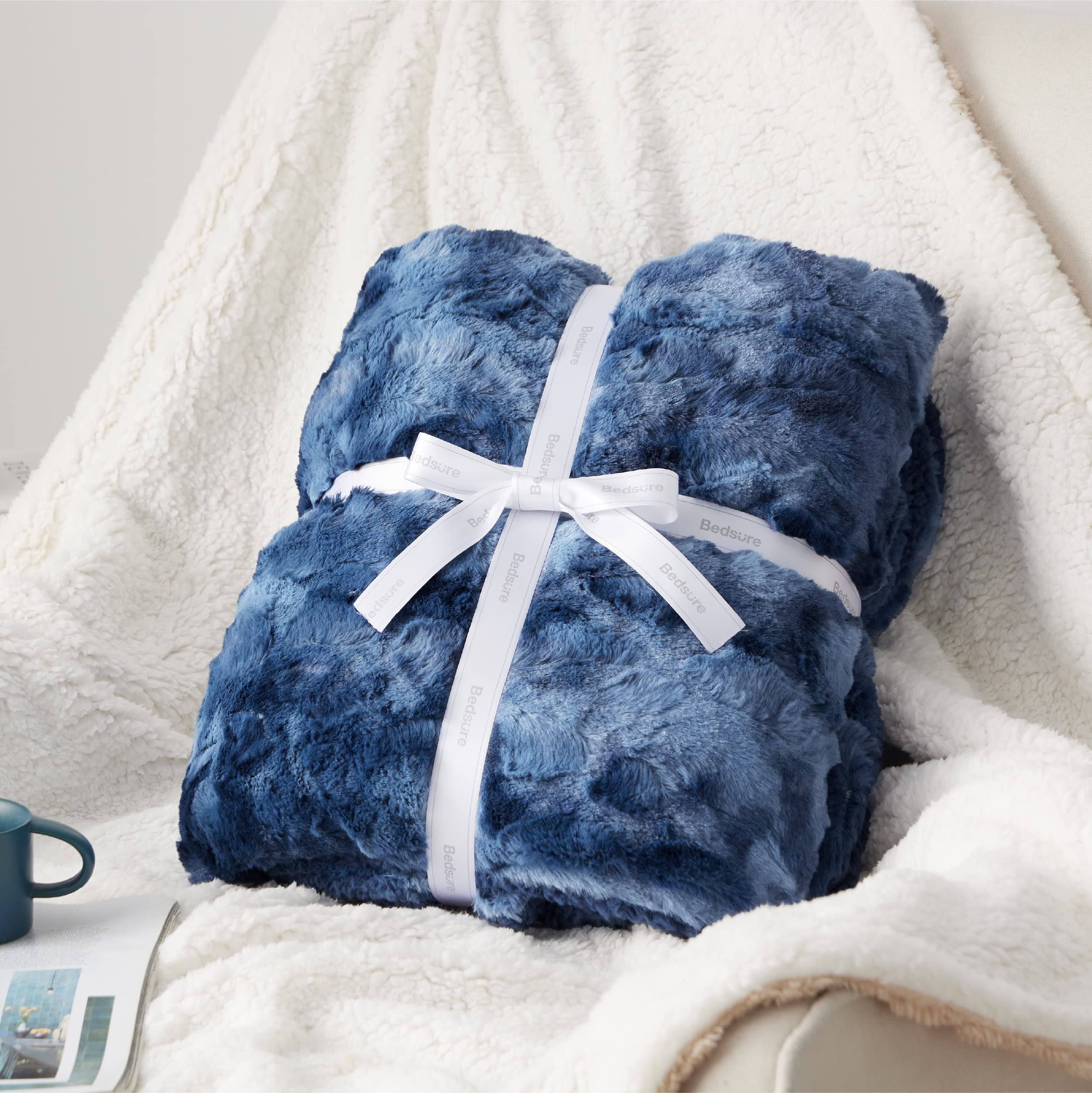 Bedsure Fuzzy Blanket Twin Size - Indigo, Soft and Comfy Sherpa, Plush and Furry Faux Fur, Reversible Twin Blankets for Couch, Sofa and Bed, 60x80 Inches