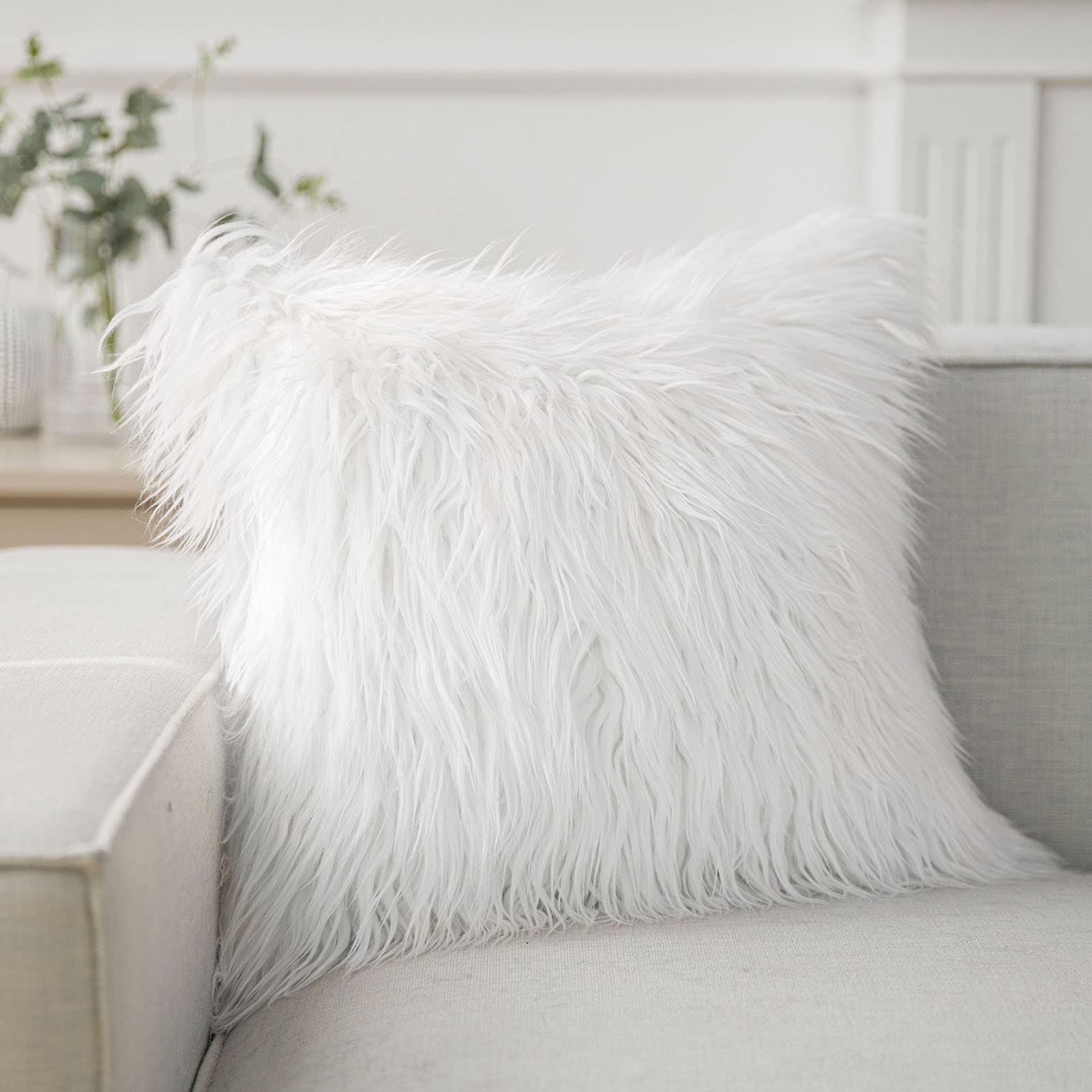 Phantoscope Faux Fur Solid Decorative Pillow Cover Fluffy Throw Pillow Mongolian Luxury Fuzzy Pillow Case Cushion Cover for Bedroom and Couch,True White 18 x 18 Inches