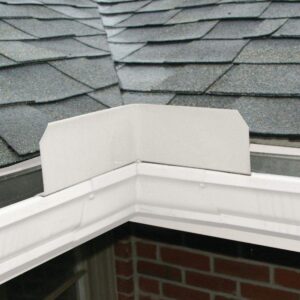 WholesalePlumbing Supply 6-Pack Aluminum Roof Valley Splash Shield Gutter Guard, White (2G754G0-6)