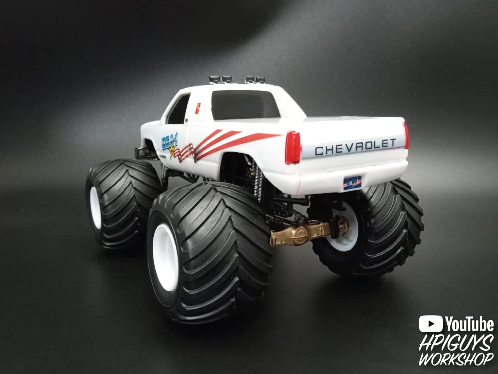 AMT USA-1 Monster Truck 2T 1:32 Scale Model Kit