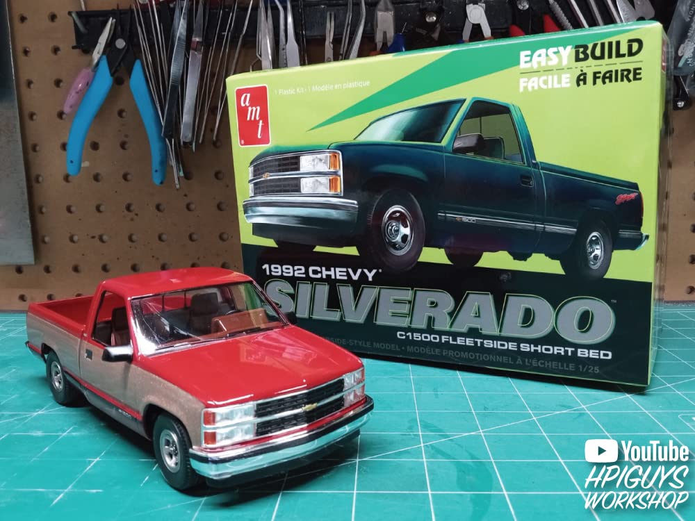 AMT 1992 Chevrolet Silverado Shortbed Fleetside Pickup Easy Build 1:25 Scale Model Kit