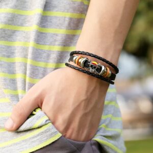 Anime One Piece Leather Bracelets, Pirate Bracelet Punk Skull Bracelets for Boys Black Braided Bracelets for Men Handmade Jewelry Wristband Strand Bracelets Halloween Gifts