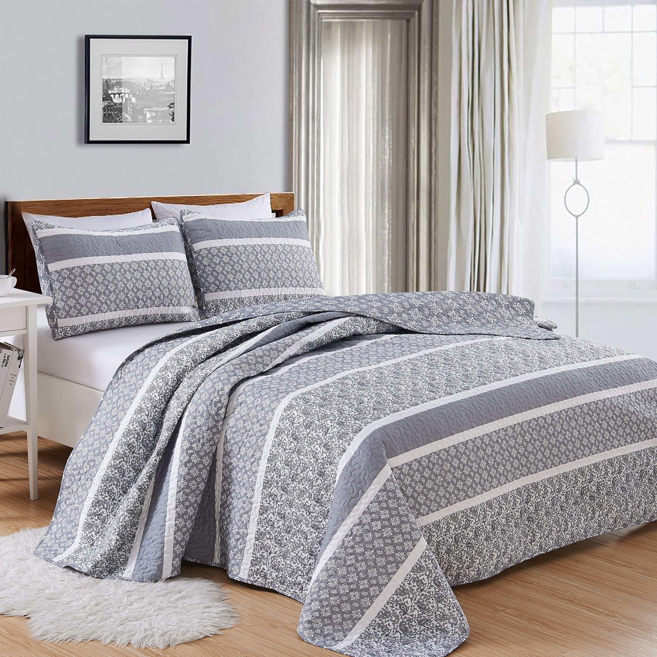 Great Bay Home 2-Piece Reversible Grey Twin/Twin XL Quilt Comforter with 1 Sham | Lightweight, All-Season, Cozy, Modern Bedspreads | Paisley Coverlet Sets | Kadi Collection