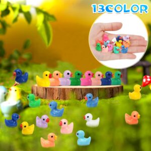 GADIEDIE 260Pcs Mini Resin Ducks,Miniature Figures Fairy Garden Duck,Tiny Resin Duck for Home Hide Prank Game Dollhouse Decor Aquarium Potted Miniature Landscape Ornament