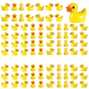 FRIUSATE 100 PCS Mini Resin Duck Miniature Duck Figures Micro Landscape Aquarium Dollhouse Ornament Potted Plants Decoration DIY Charms for Birthday Party Accessories, Tiny Duck(Yellow)