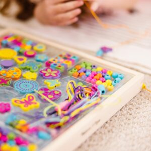 Melissa & Doug Created by Me! Bead Bouquet Deluxe Wooden Bead Set With 220+ Beads for Jewelry-Making, for 4+ years, Multicolor, 9½