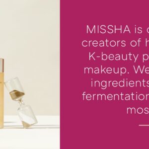 MISSHA Magic Cushion Foundation No.21 Light Beige for Bright Skin - Flawless Coverage, Dewy Finish, Easy Application for All Skin Types