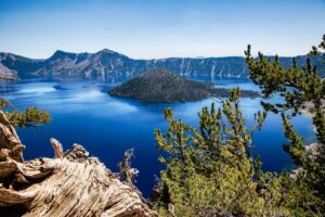 pacific northwest photography print (not framed) picture of crater lake on summer day in oregon cascade mountains wall art nature decor (5" x 7")