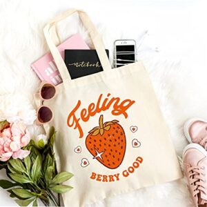 TSIIUO Women's Feeling Berry Good Canvas Tote Bag Funny Strawberry Lover Gifts Retro Reusable Grocery Shopping Bag White