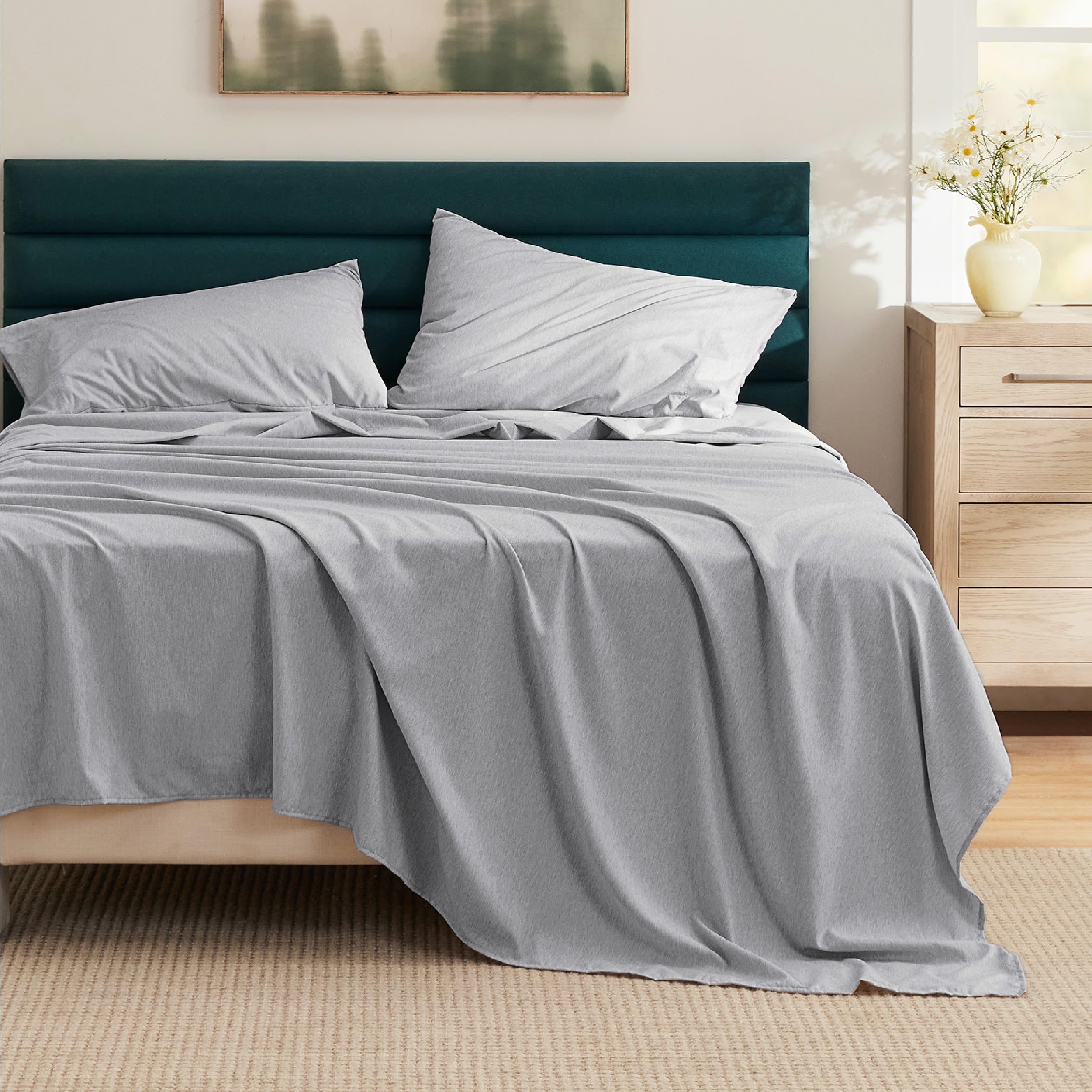 Bedsure King Size Sheets Set Grey, Soft 4 Pieces King Sheets, Cooling Sheets for King Size Bed, Luxury Cationic Dyed Bed Sheets, Deep Pockets & Easy-Fit, Breathable & Wrinkle Free