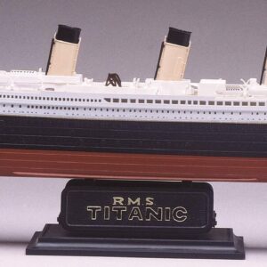 Revell 85-0445 1/570 RMS Titanic Plastic Model Kit, 18.6 x 1.9 x 3.7-Inch