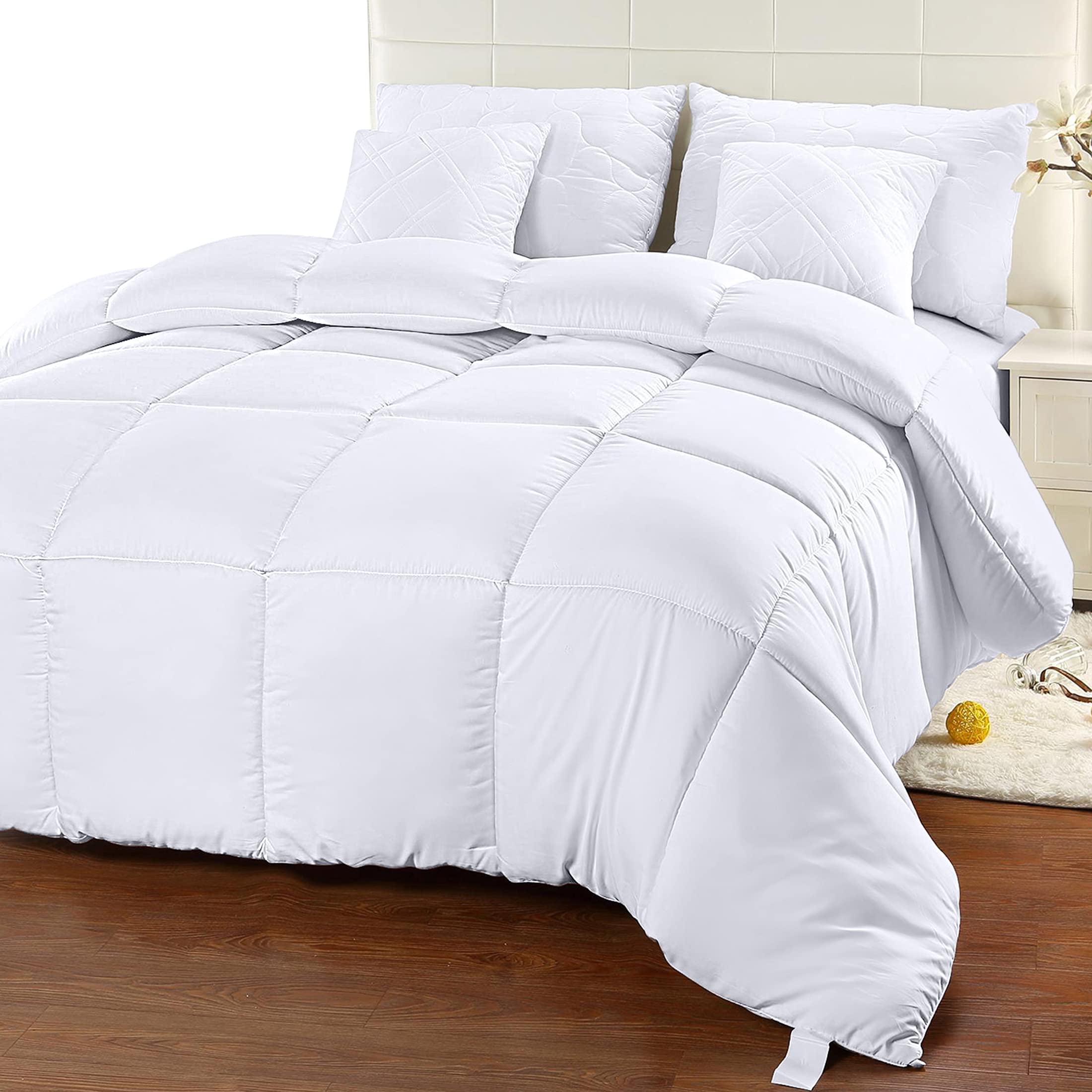 Utopia Bedding Comforter Duvet Insert - Quilted Comforter with Corner Tabs - Box Stitched Down Alternative Comforter (Twin, White)