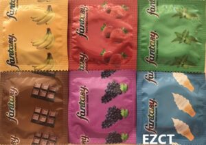 fantasy flavored condoms pack 72 condoms : variety of flavors such as vanilla, strawberry, mint, grape, chocolate, and banana. [the random fun that you will not know until you have used.]