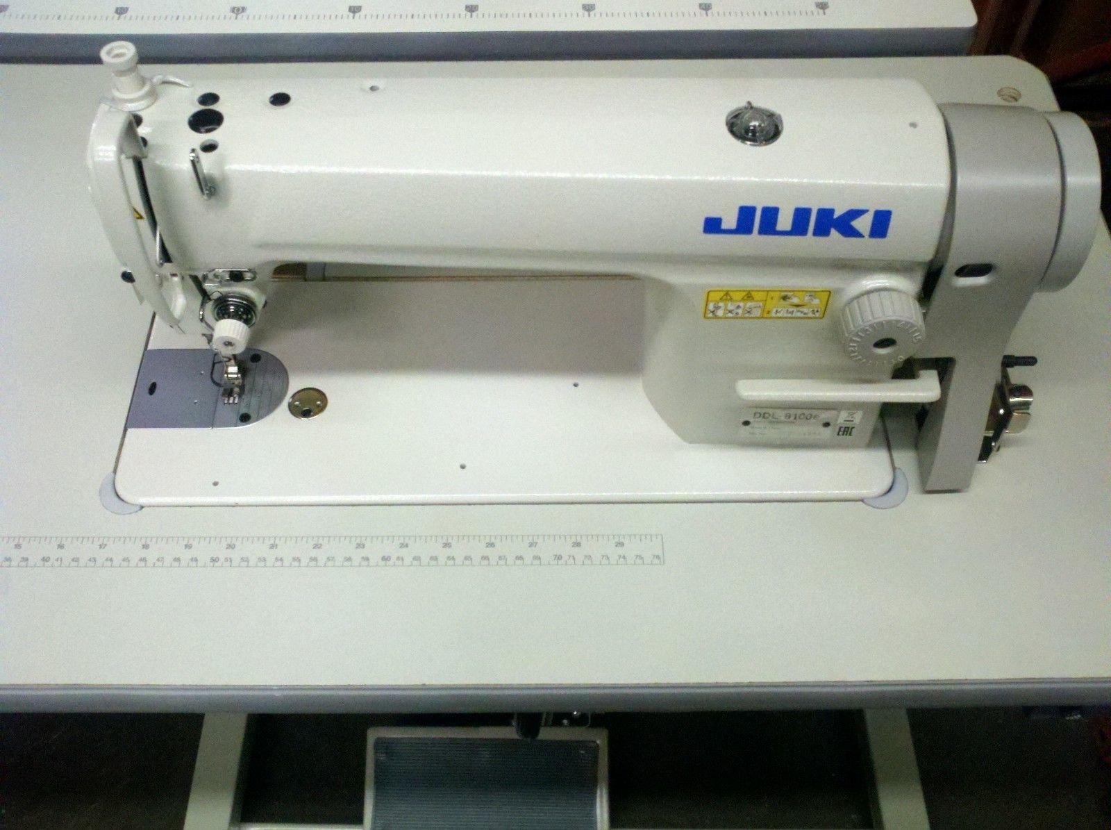 Juki DDL-8700-H Industrial Straight Stitch Sewing Machine, K.D table & Servo Motor DIY