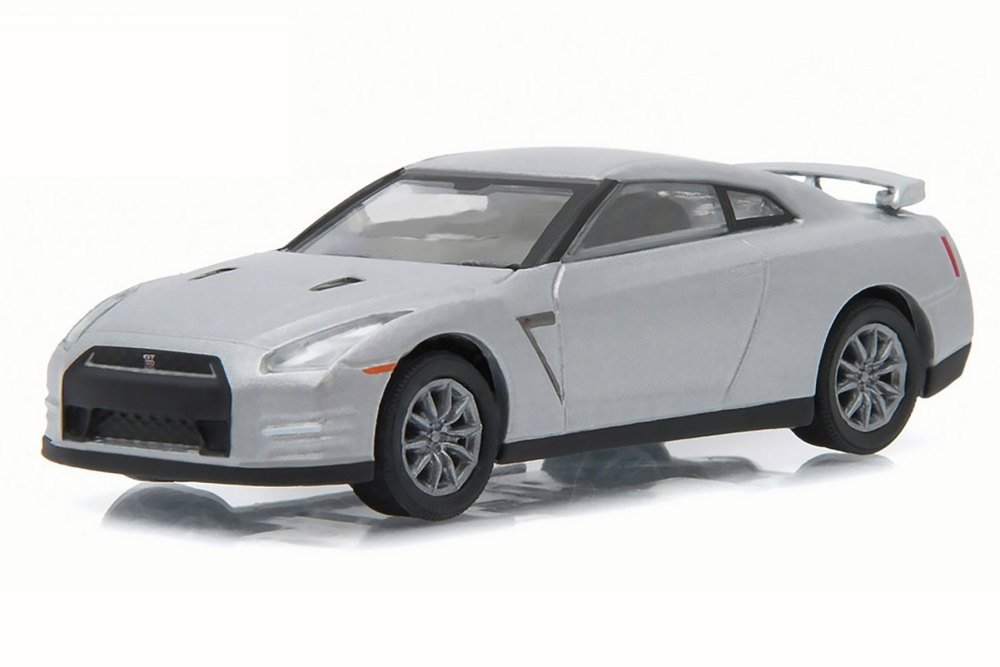 Nissan 2011 GT-R R35 Silver 1/64 by Greenlight 96160 E