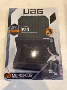 urban armor gear [uag] folio ipad 9.7 (2017 5th gen & 2018 6th gen) metropolis feather-light rugged [midnight] military drop tested ipad case