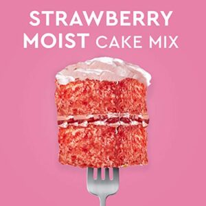 Duncan Hines Signature Perfectly Moist Strawberry Supreme Naturally Flavored Cake Mix 15.25 Ounce