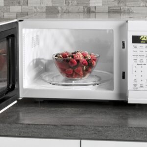 GE Countertop Microwave Oven | 0.9 Cubic Feet Capacity, 900 Watts | Kitchen Essentials for the Countertop or Dorm Room | White